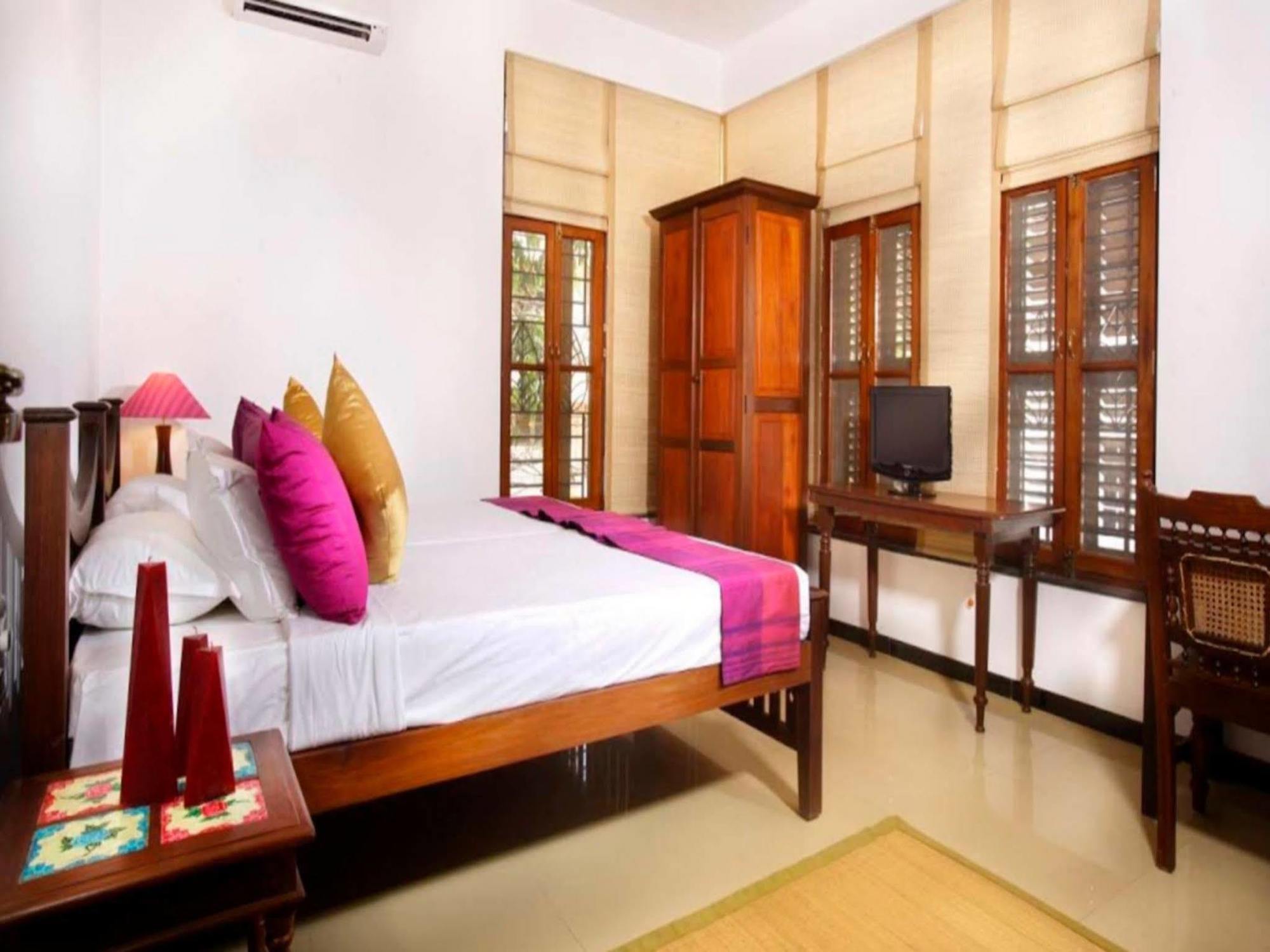 ไลก้า บูทิก สเตย์ โฮเต็ล Bed & Breakfast บังกาลอร์ ภายนอก รูปภาพ
